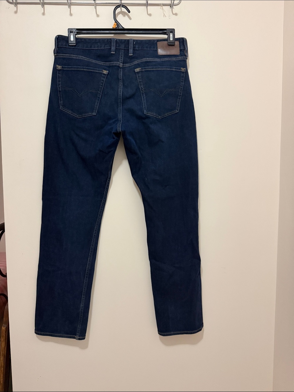GUESS Men's Indigo Slim Straight Jeans